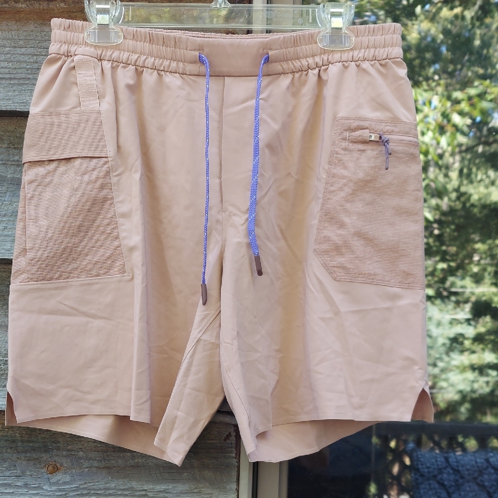 NWT LULULEMON HIKING SHORT